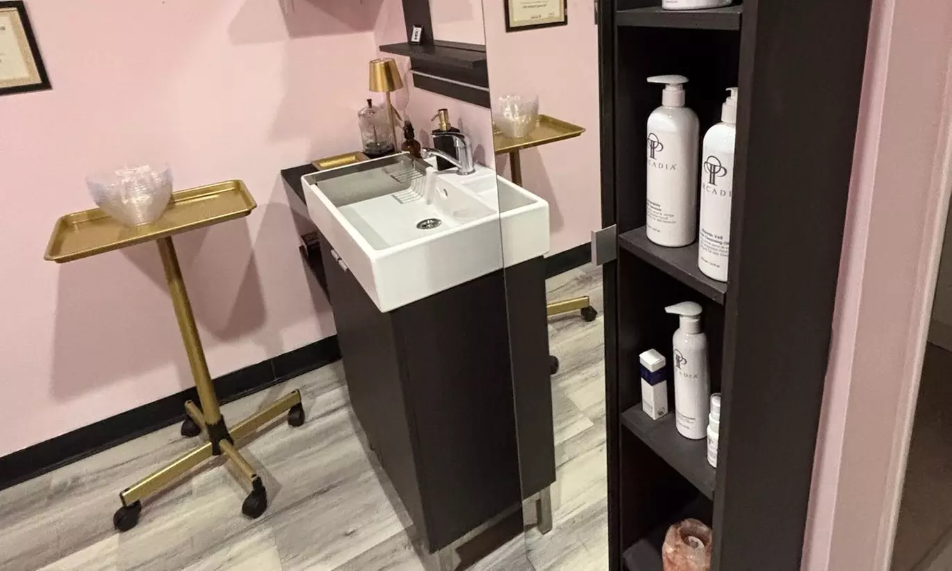 Glow Up with One, Two, or Three 60-Min Customized Moisturizing Facials