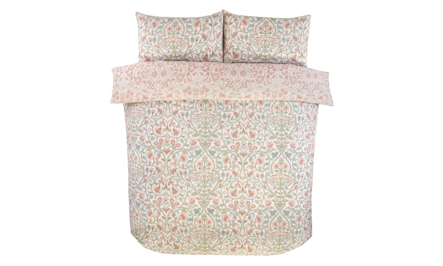 Image 11: Harrow Floral Reversible Duvet Set