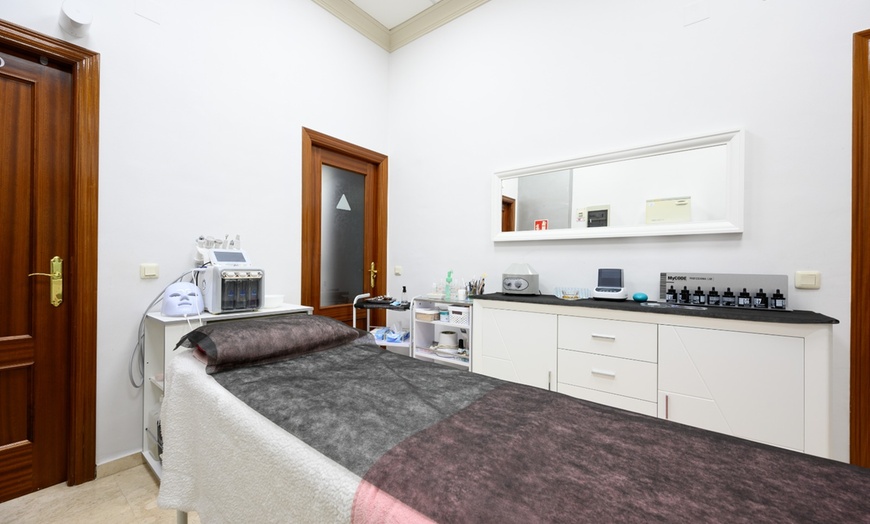 Image 8: ¡Hilos tensores monofilamento con opción a mesoterapia!