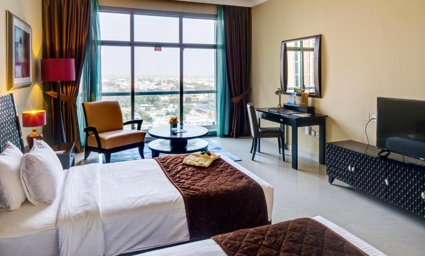 Image 7: Abu Dhabi: 4* Stay with Breakfast