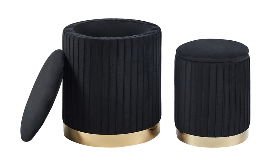 Image 26: Coppia di pouf contenitori in velluto