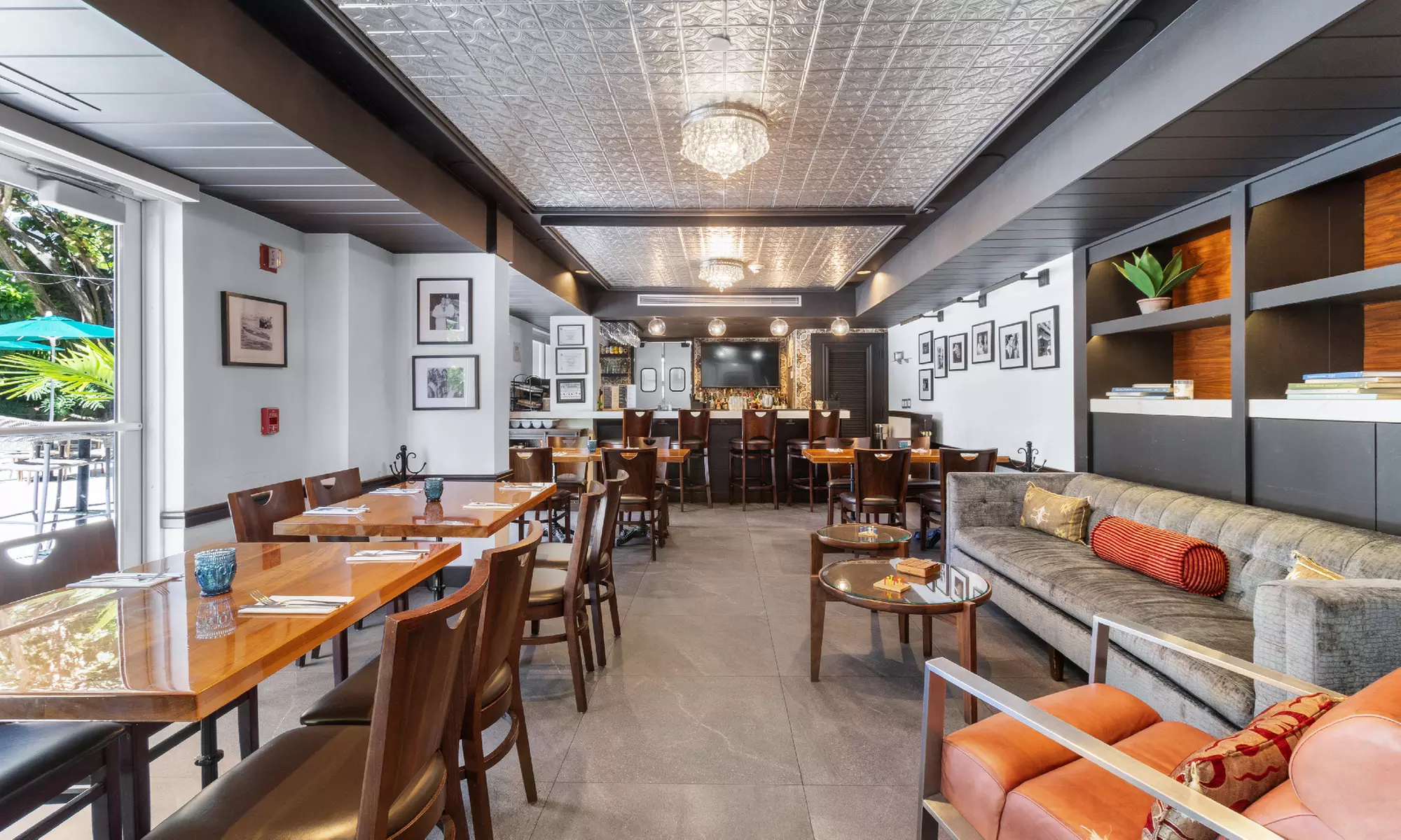 Relax at The Mutiny Hotel, Miami's Hidden Gem