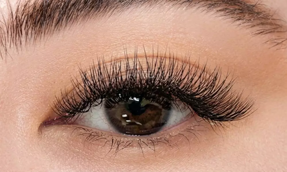 Soft Volume or Glamorous/ Hybrid Volume Full Set Eyelash Extensions