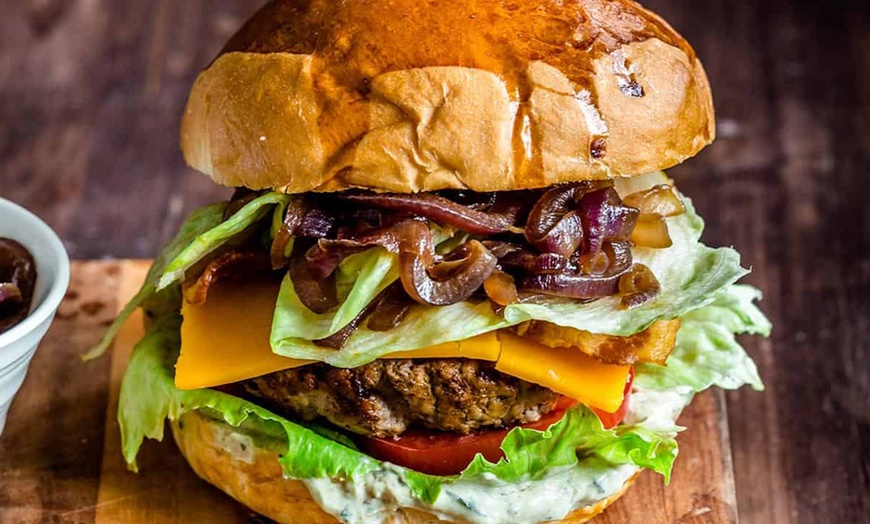 Image 4: Tasty Breakfast/Lunch with Refreshing Drinks (For 1 or 2 People)