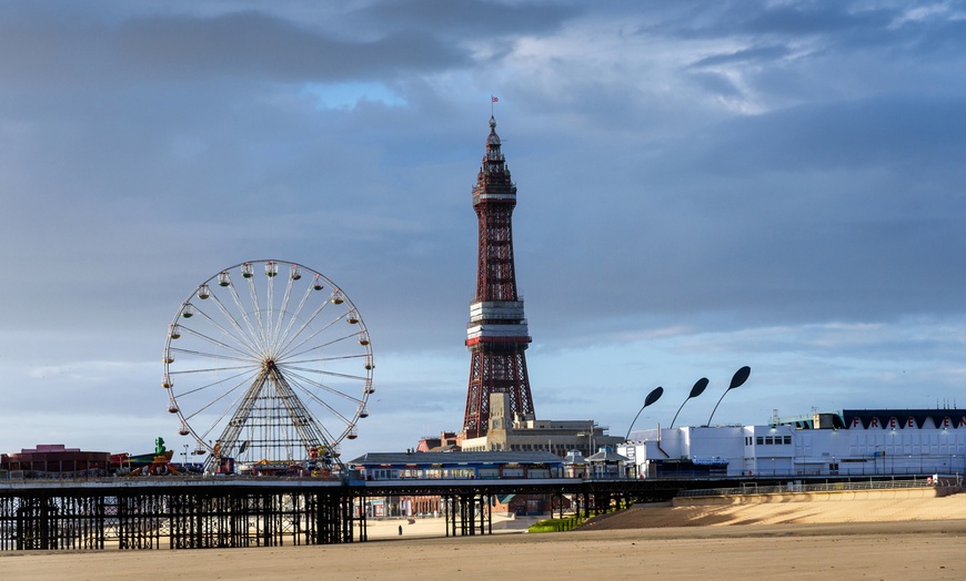 Image 4: 1- to 3-Night Blackpool Stay 