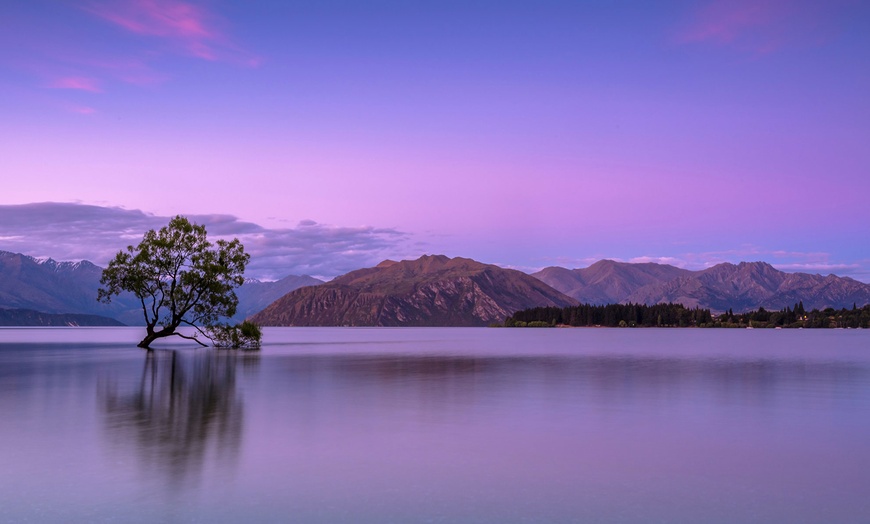Image 3: ✈ New Zealand: 4 Nights with Flights, Choice of Hotel Stay, & Car Hire