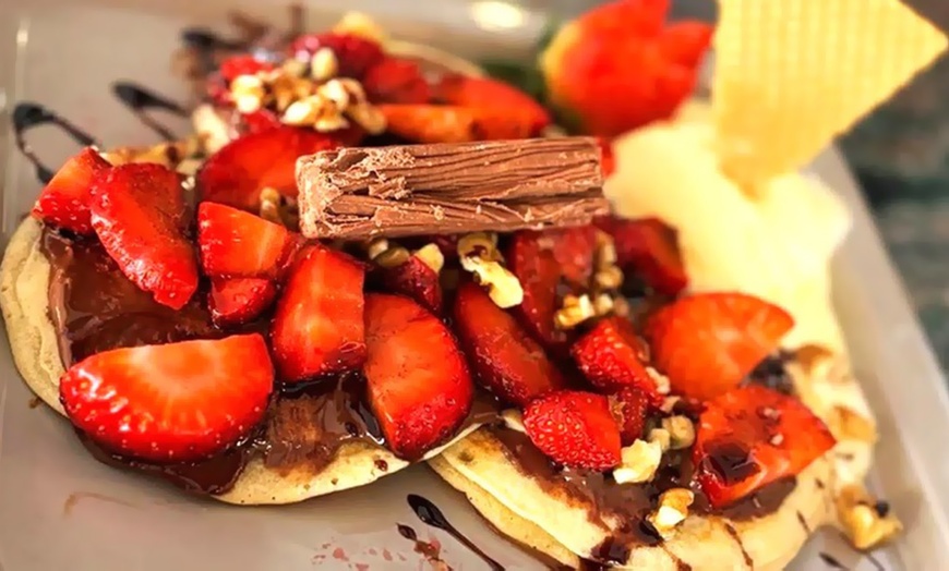 Image 20: Menú con gran variedad de platos y copa de vino para 2 o 4 personas