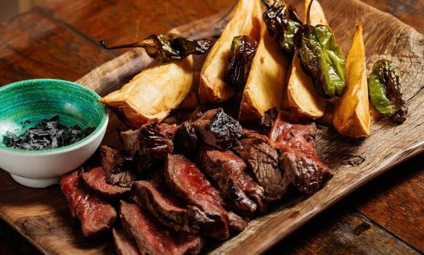 Image 3: Menú CalaBlava con entrantes, principales o arroz, postres y bebidas