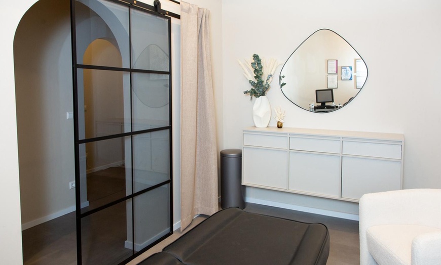 Image 4: 1 oder 2x 60 Min. kosmetisches Microneedling inkl. LED-Therapie