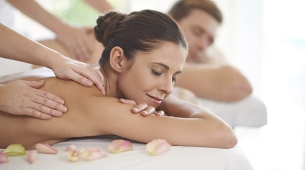 60-minute combo: 30 minutes body + 30 minutes foot massage - Miramar Spa