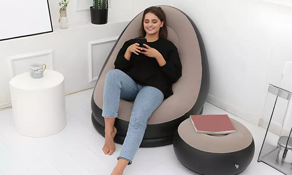 Aufblasbarer Sessel mit Fußhocker ZK861