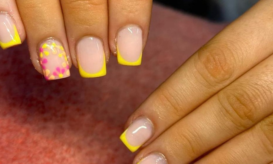 Image 4: Get Perfect Nails with Gel or BIAB Hands and Toes!