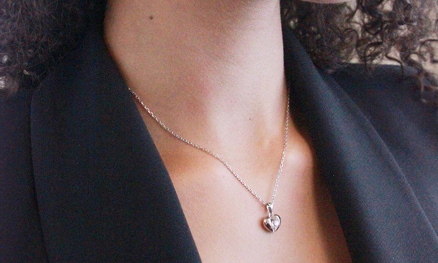 Image 56: Collier avec pendentif 