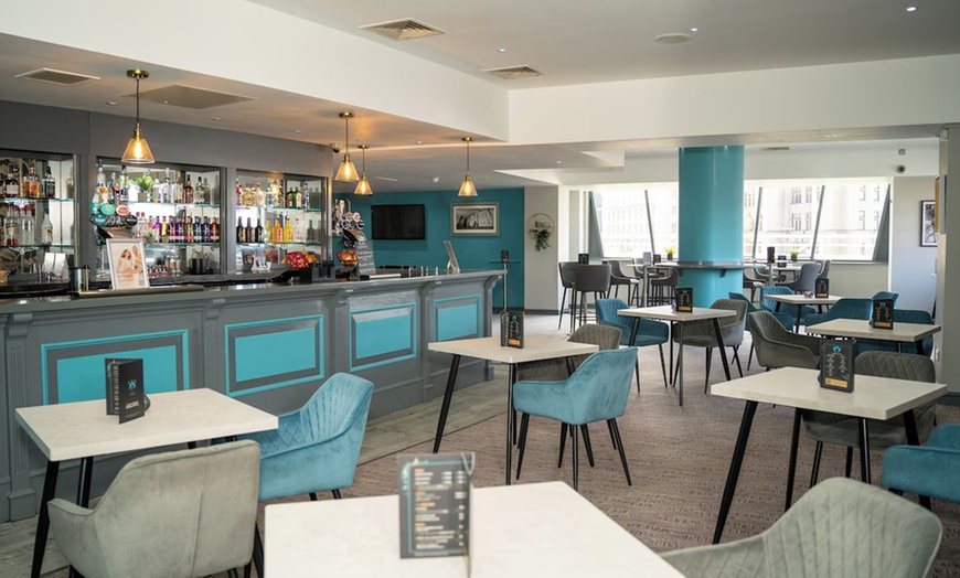 Image 9: Liverpool: Standard Double Room with Breakfast