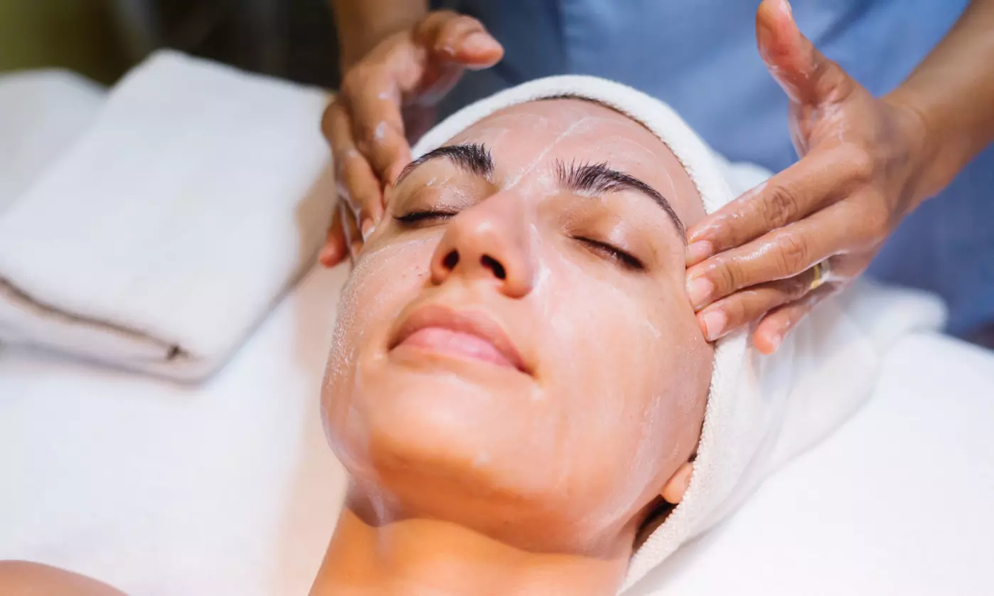 Peeling químico con ácido glicólico, azelaico y opcíon a tratamiento