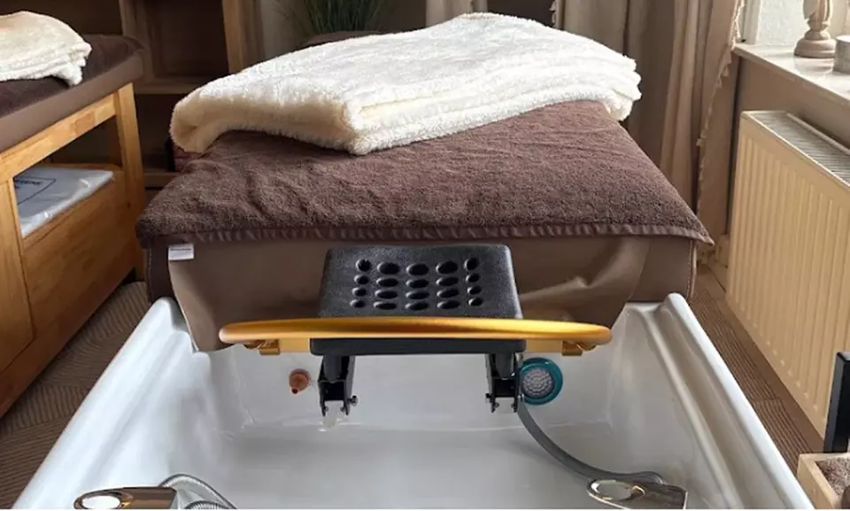 60 bis 90 Min. Head Spa nach Wahl – ein Wohlfühlmoment für dich