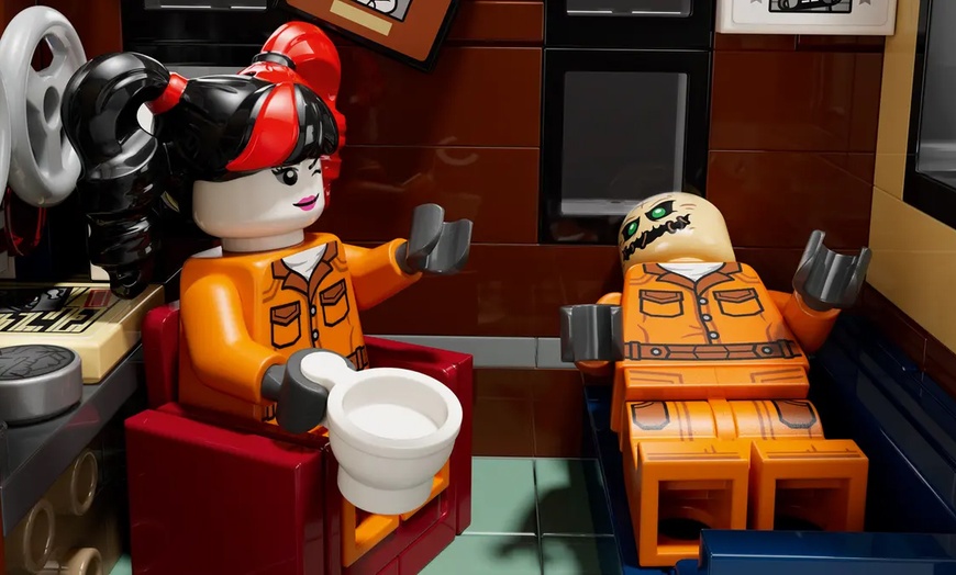 Image 8: LEGO Arkham Asylum™ 76300