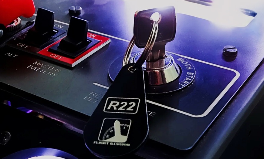 Image 5: Levensechte Robinson R22 helikopter simulator met vrije vlucht