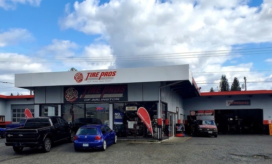 Image 3: Full Synthetic or Synthetic Blend Oil Change with Tire Rotation