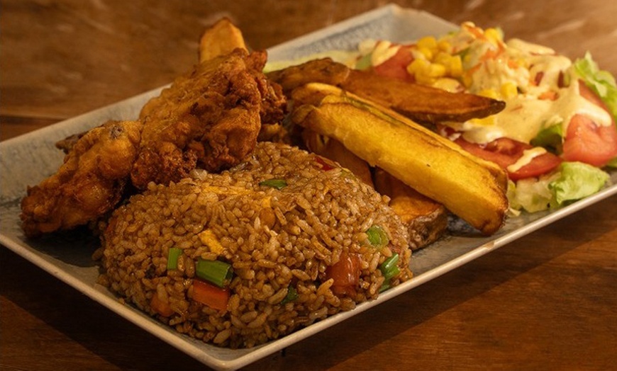 Image 13: Menú peruano para 2 o 4 personas con bebidas y postres