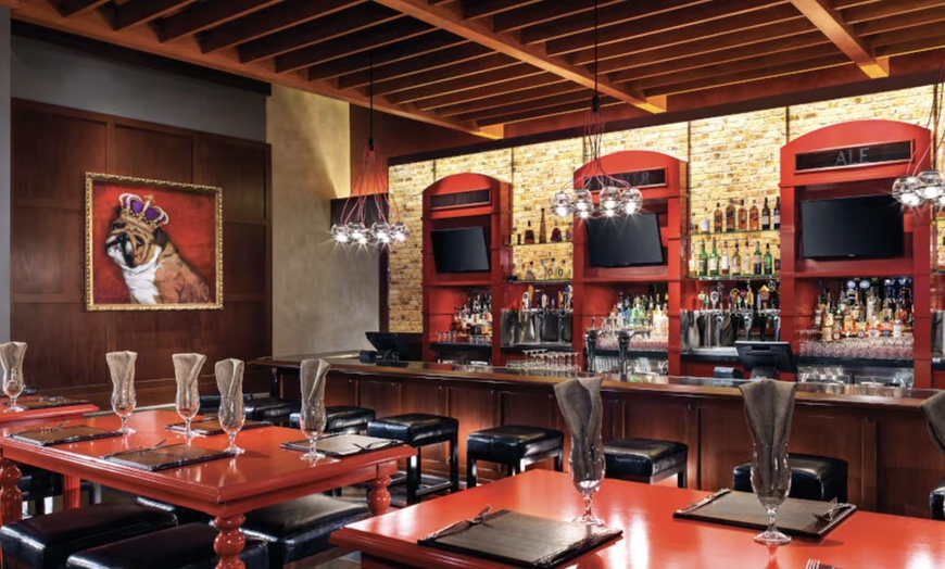 Image 4: Gordon Ramsay Pub & Grill Signature 3-Course Dinner + Wine at Caesars Palace - Up to 34% Off