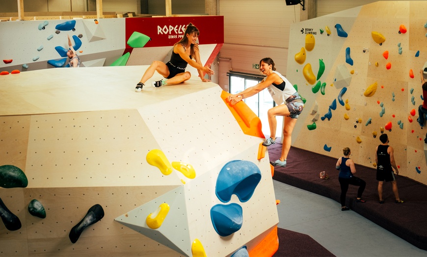 Image 1: Tageskarte Bouldern Indoor für 1, 2 oder 4 Personen