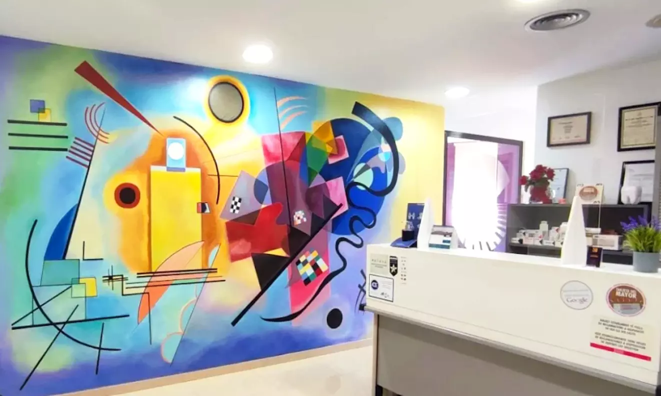 Revitaliza tu sonrisa con limpieza bucal y blanqueamiento profesional