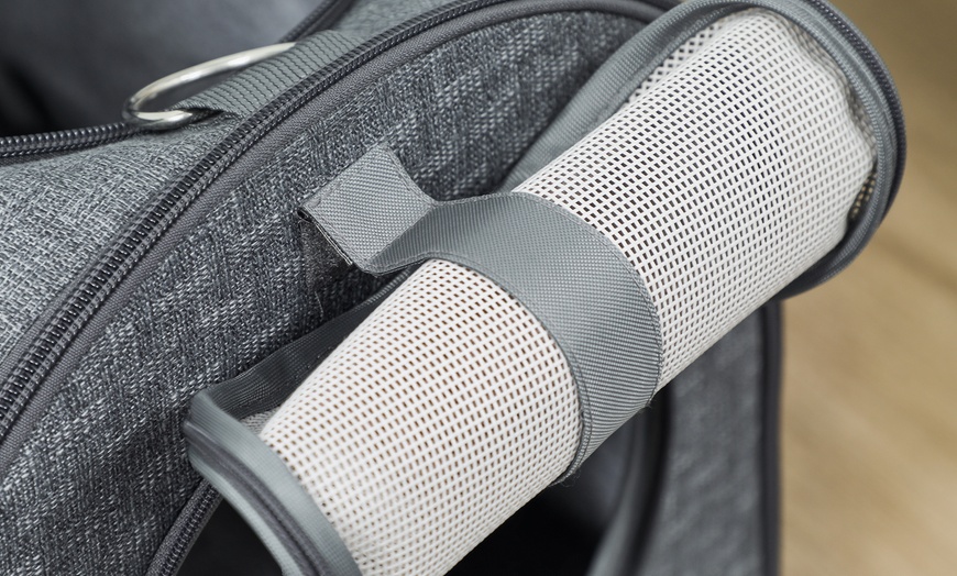 Image 4: PawHut Soft-Sided Cat Carrier Foldable Bag in Spacious Design