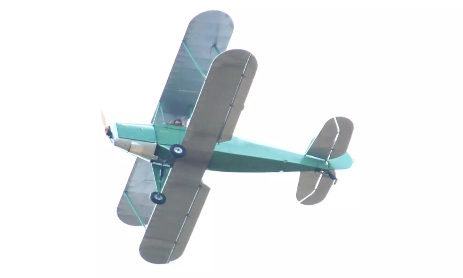 15 Min. oder 30 Min. Schnupperflug im offenen Doppeldecker für 1 Pers.