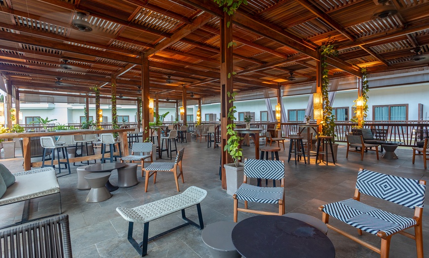 Image 8: ✈ 5-Night Part All-Inclusive Colombia Trip with Air from Travel By Jen