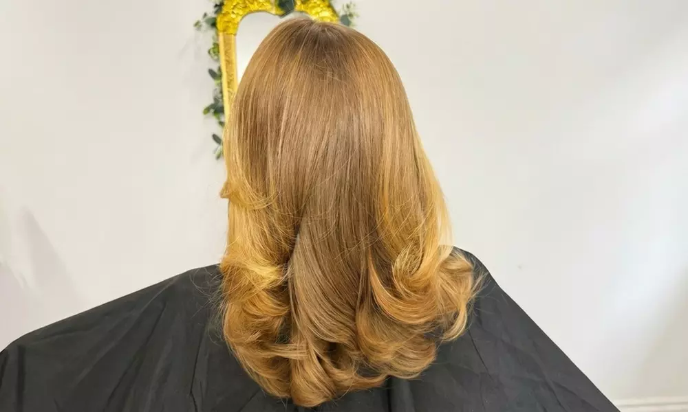 Get Wash, Cut, & Blow Dry w Optional Root Colour, or Full Head Colour!