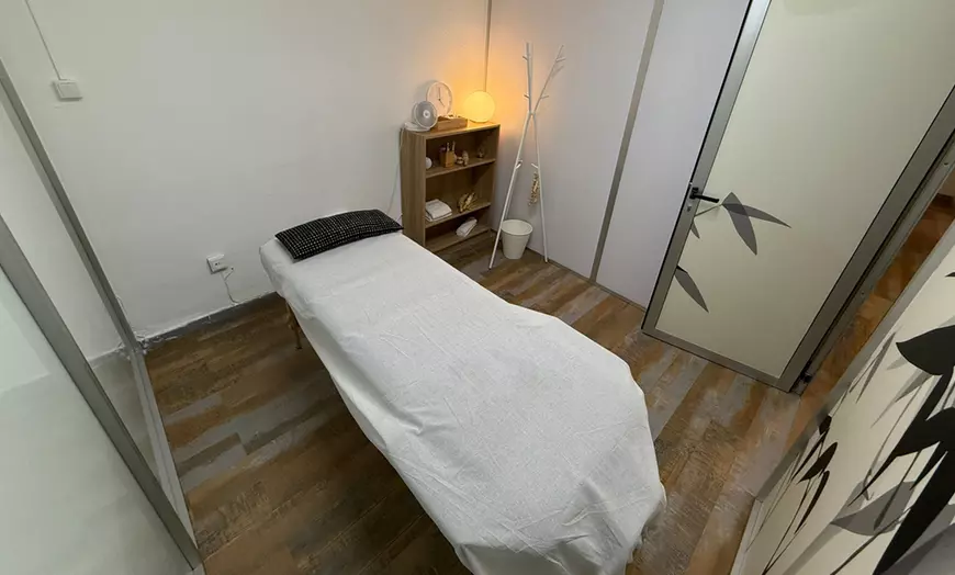 Image 2: 2, 4 o 6 sesiones de maderoterapia con  masaje drenaje linfático
