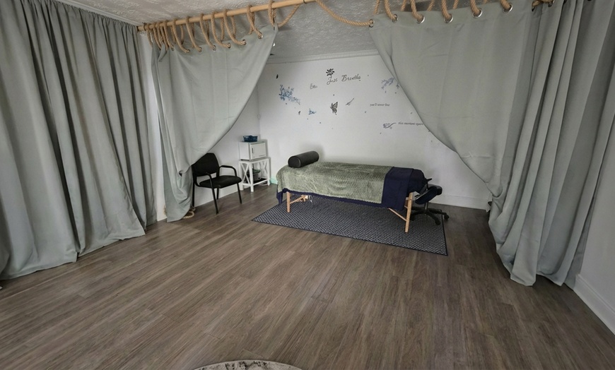 Image 2: Relax with 60-, or 90-Min Swedish or Deep Tissue Massage with Add-Ons