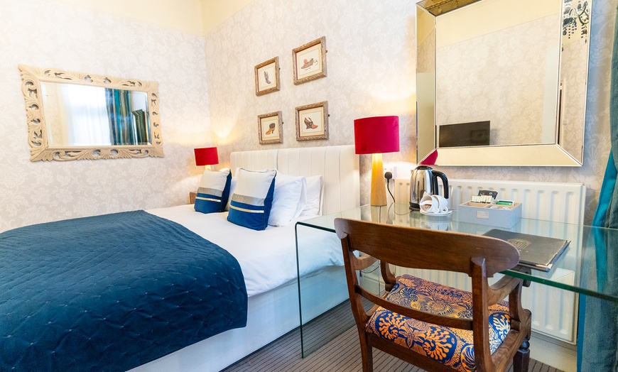 Image 4: Discover Historic Bath: 1 - 3 Night Stay with Breakfast