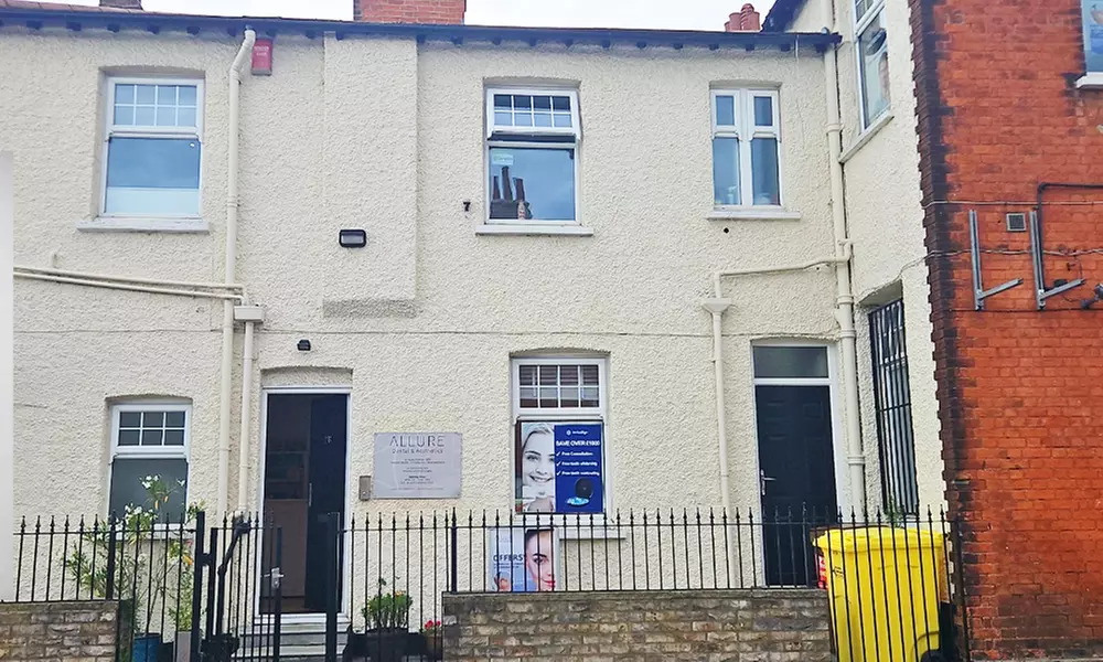 Essential Dental Check-up and X-Ray Service / Hygienist Treatment