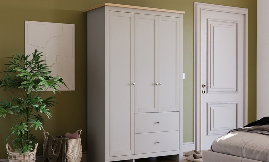 Image 16: Arlington Bedroom Furniture Collection
