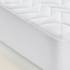 Image 4: Protège-matelas matelassé et imperméable Pikolin Home
