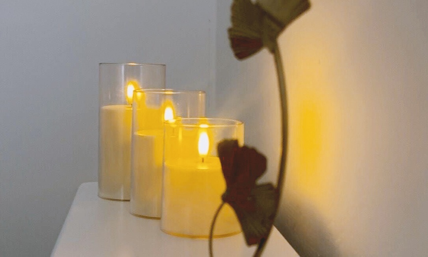 Image 4: 30, 60 or 90-Minute Relaxing Massage Sessions