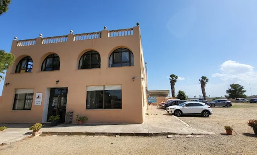 Image 4: Arroz para 2 o 4 personas con paella y opción a paseo en barca