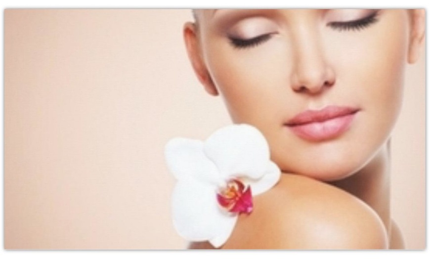 Image 2: Botox 20 - 40 units Lip Filler One Syringe