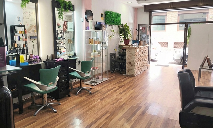 Image 2: Masaje relajante de 30, 45 o 60 minutos para 1 persona