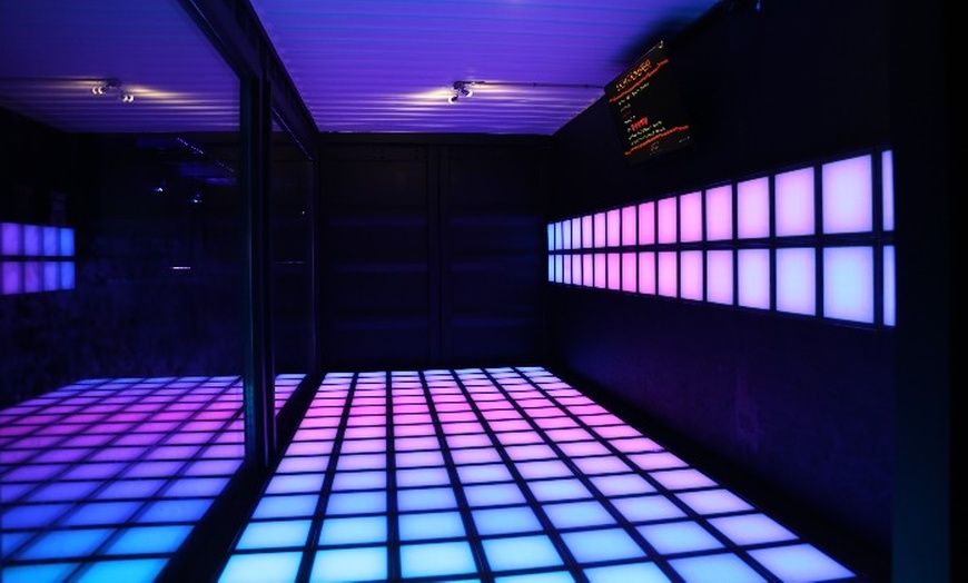 Image 2: Realiteit is overrated: zet je headset op en ontdek epische VR-games