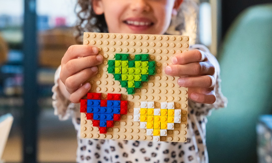 Image 8: Stages LEGO® créatifs et immersifs pour enfants à Bricks Factory
