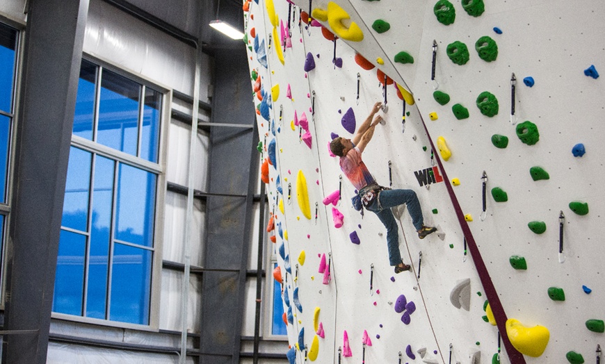 Image 4: Explore Momentum Indoor Climbing's Diverse Climbing and Fitness Funs