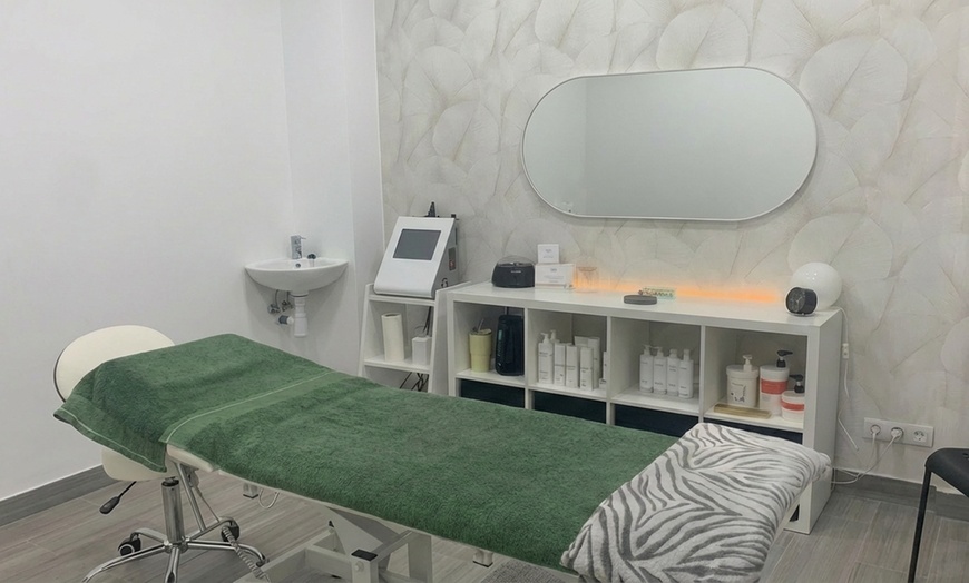 Image 6: 1, 2 o 4 sesiones de radiofrecuencia corporal en zona a elegir