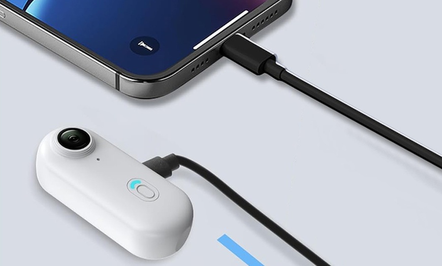 Image 9: 4K Thumb Action Camera with Rotating Spring Clip