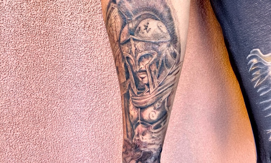 Image 1: Tatuaje en hombro, bíceps, antebrazo, gemelo o cuádriceps para 1