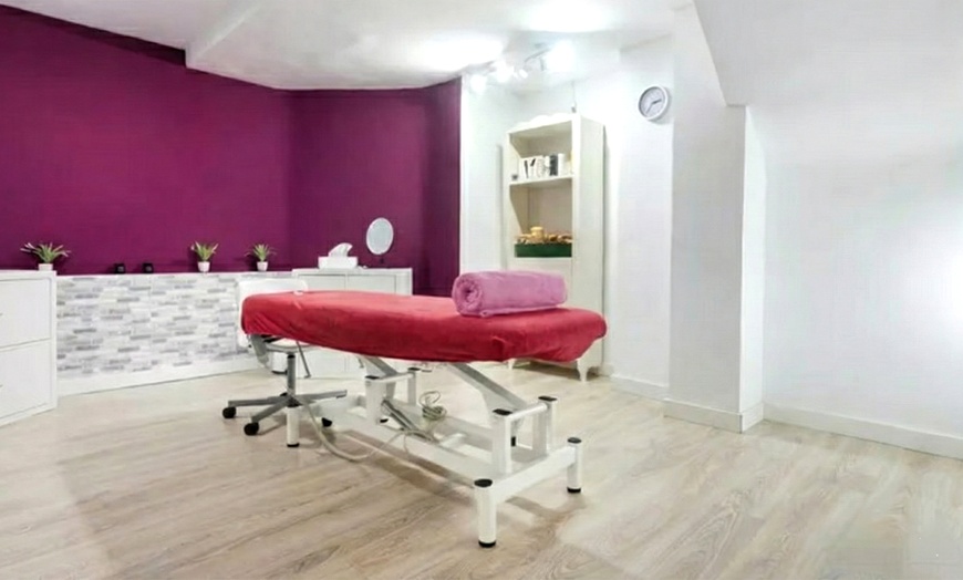 Image 1: ¡Relájate y disfruta! ¡Descubre el secreto de la relajación!