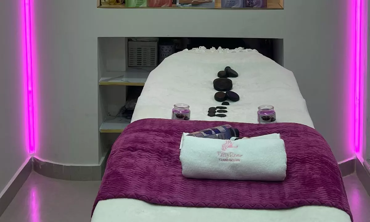 Relaxing Choice of 45-, or 60-Min Thai and Hot Stone Body Treatments