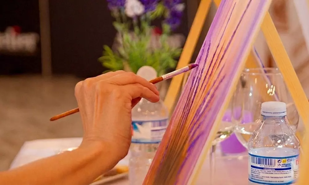 Arte y lavanda: pintura emocional y degustación de productos de lavanda para 1 persona, hasta 54% de descuento - Primary Image
